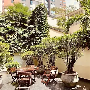 Apartamento Modern Ultra Fast Internet In El Poblado, Medellín